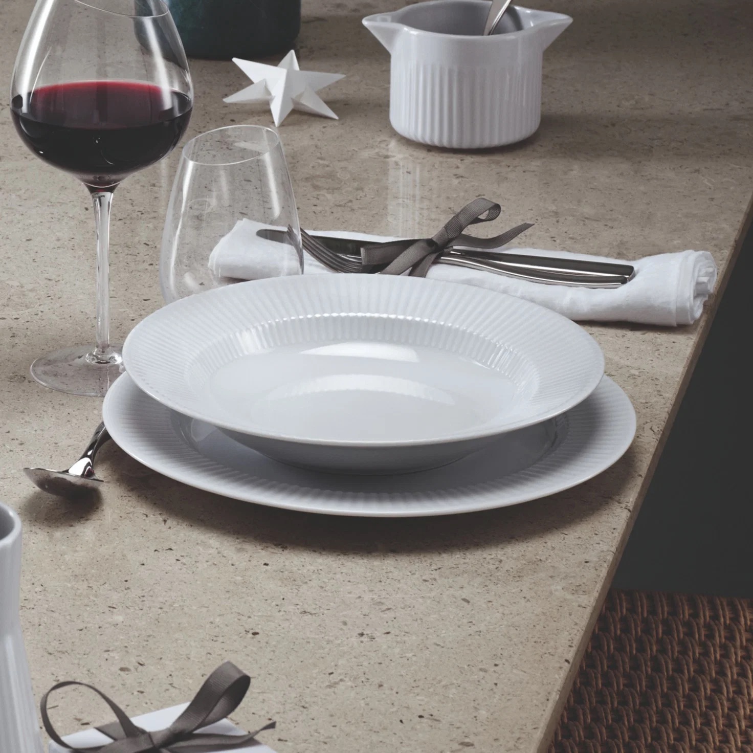Porcelánová dóza na potraviny Eva Trio Legio Nova, 1,0 l, bílý porcelán – dánské stolování Eva Trio Legio Nova